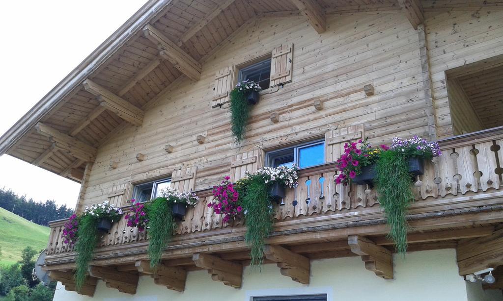 Appartement Haus Pichler Leogang Zimmer foto